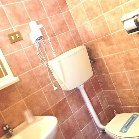 Carmen Hotel 3*